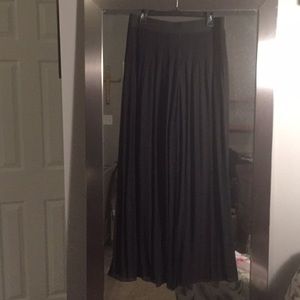 Flowy Dress pants great for holiday parties🎄